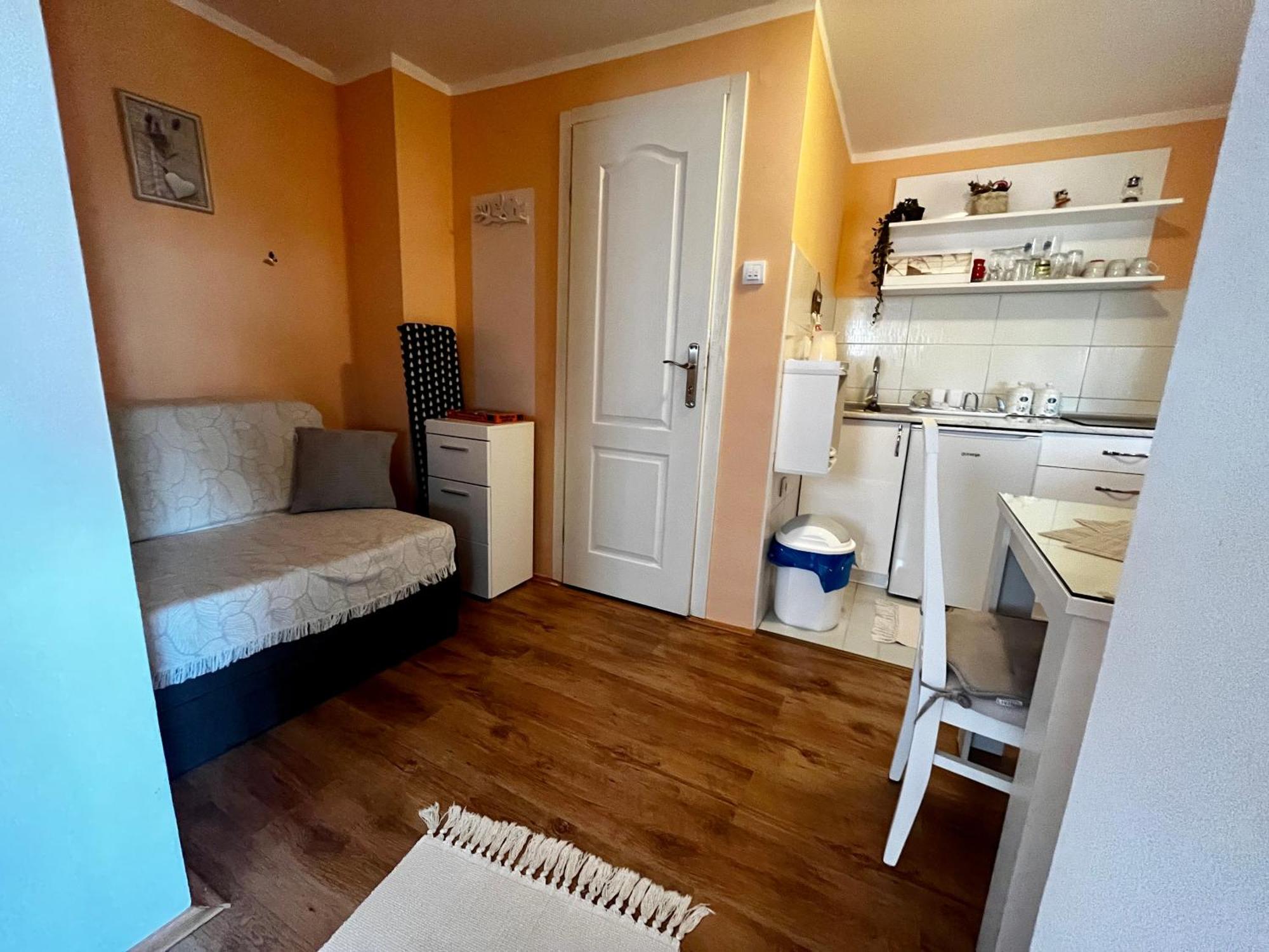 Apartman Simona Vrdnik Extérieur photo