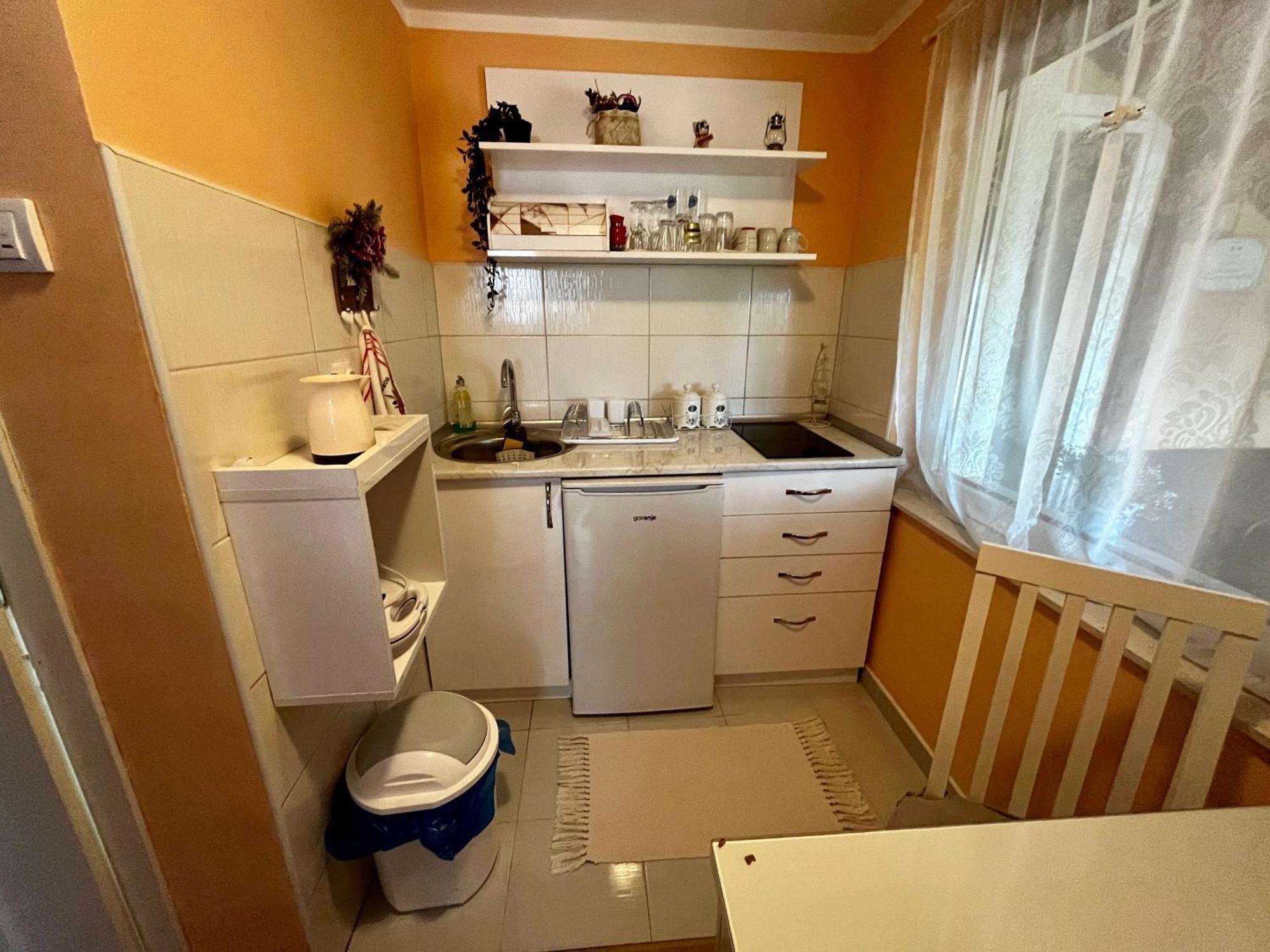 Apartman Simona Vrdnik Extérieur photo