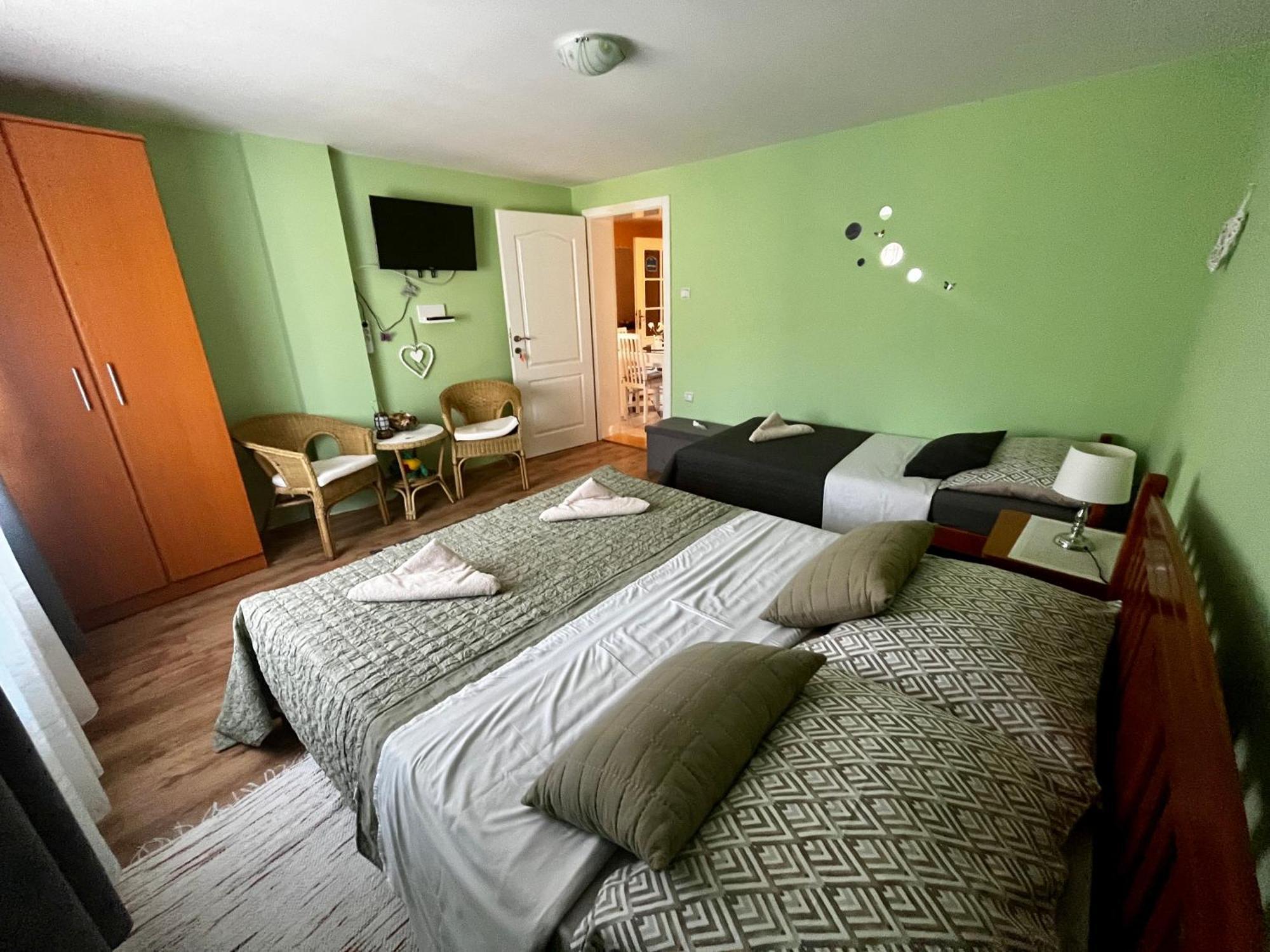 Apartman Simona Vrdnik Extérieur photo
