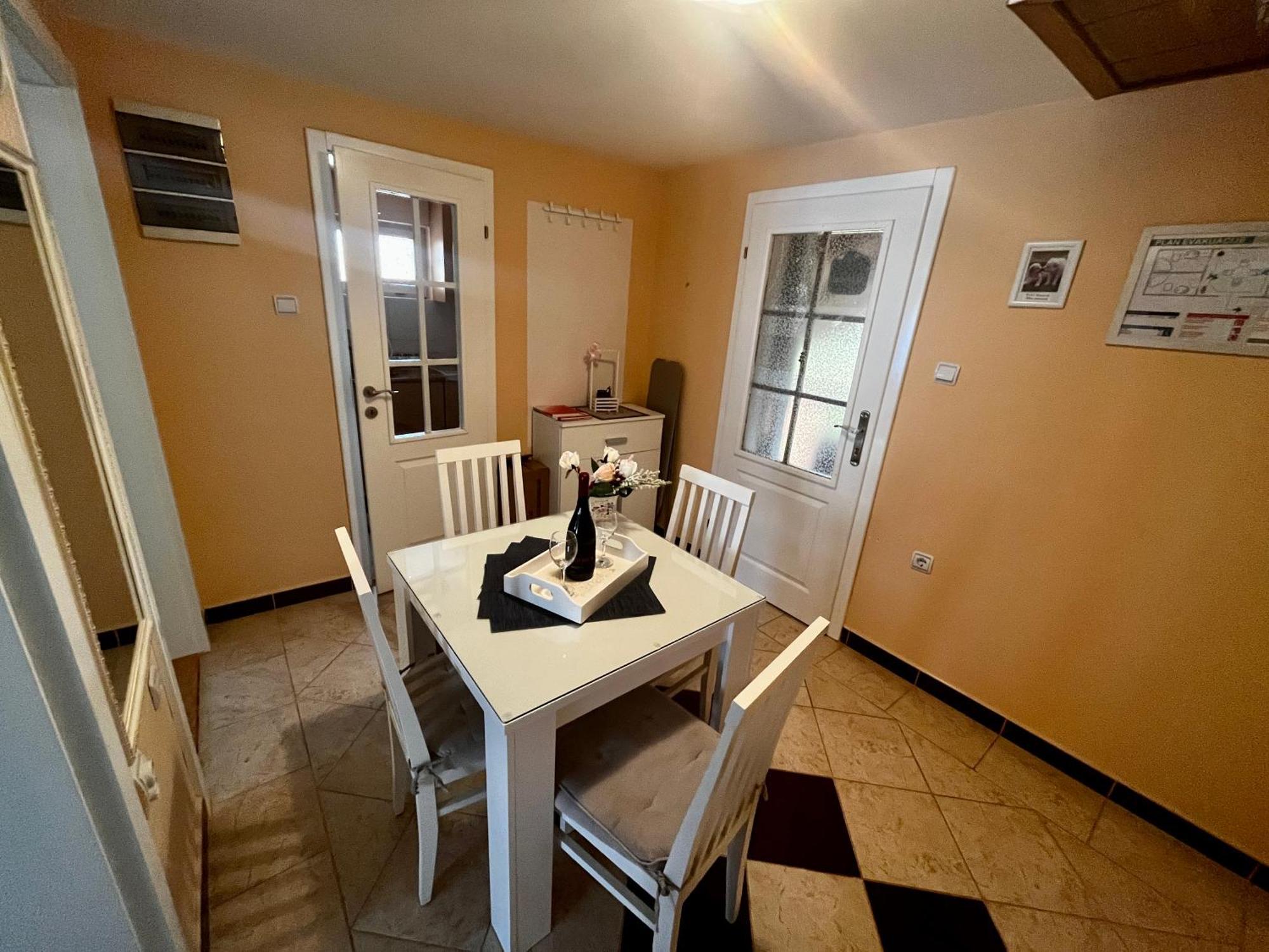 Apartman Simona Vrdnik Extérieur photo