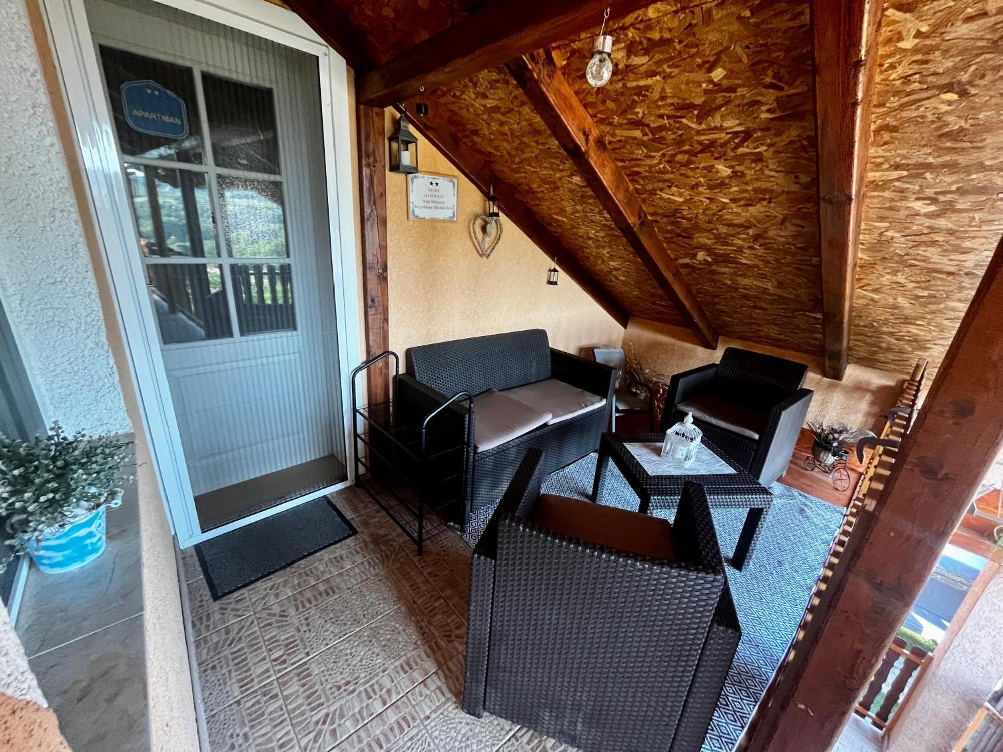 Apartman Simona Vrdnik Extérieur photo